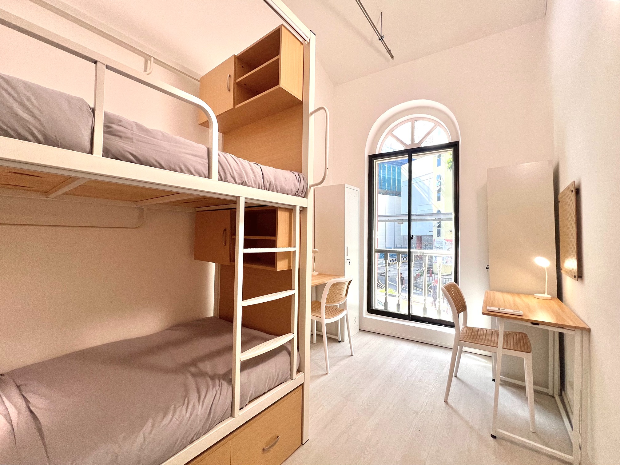 Hye Homey Singapore student hostel room with comfortable furnishings and modern living facilities